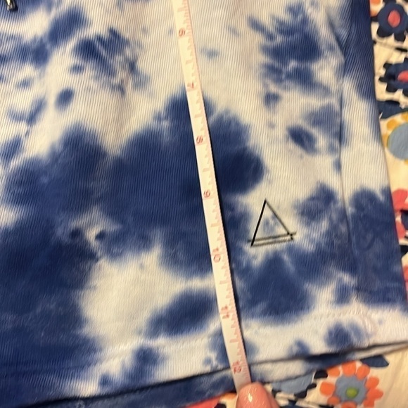 Eleven Paris Women’s tie dyed cotton shorts size medium preloved - Picture 8 of 8